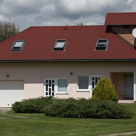 Apartment Oreskovic Otočac Екстериор снимка