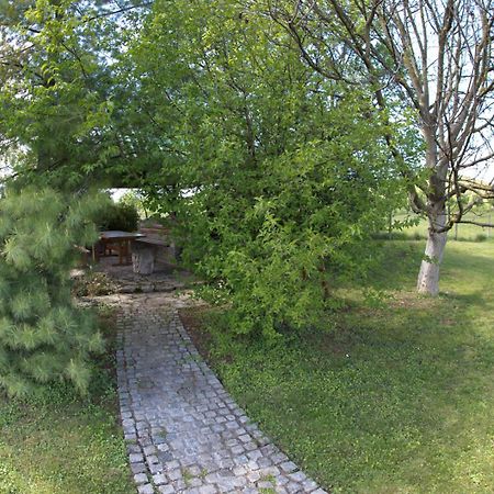 Apartment Oreskovic Otočac Екстериор снимка